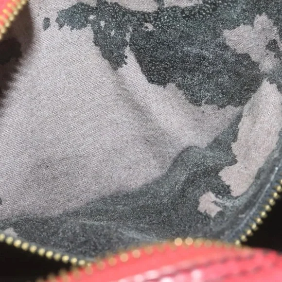 LOUIS VUITTON Epi Jeune Fille Shoulder Bag - Picture 9 of 15